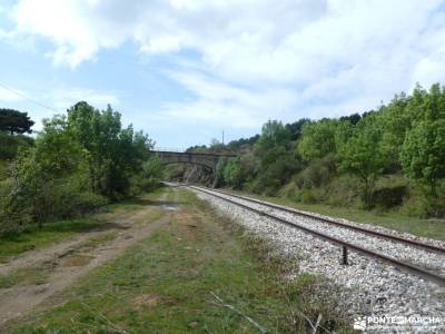 Línea Férrea Madrid-Burgos - Ruteando la RFIG 102; embalse de cijara sierra de castril hoces del dur
